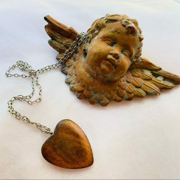 COPY - Wood heart necklace with chain link necklace - Picture 6 of 6